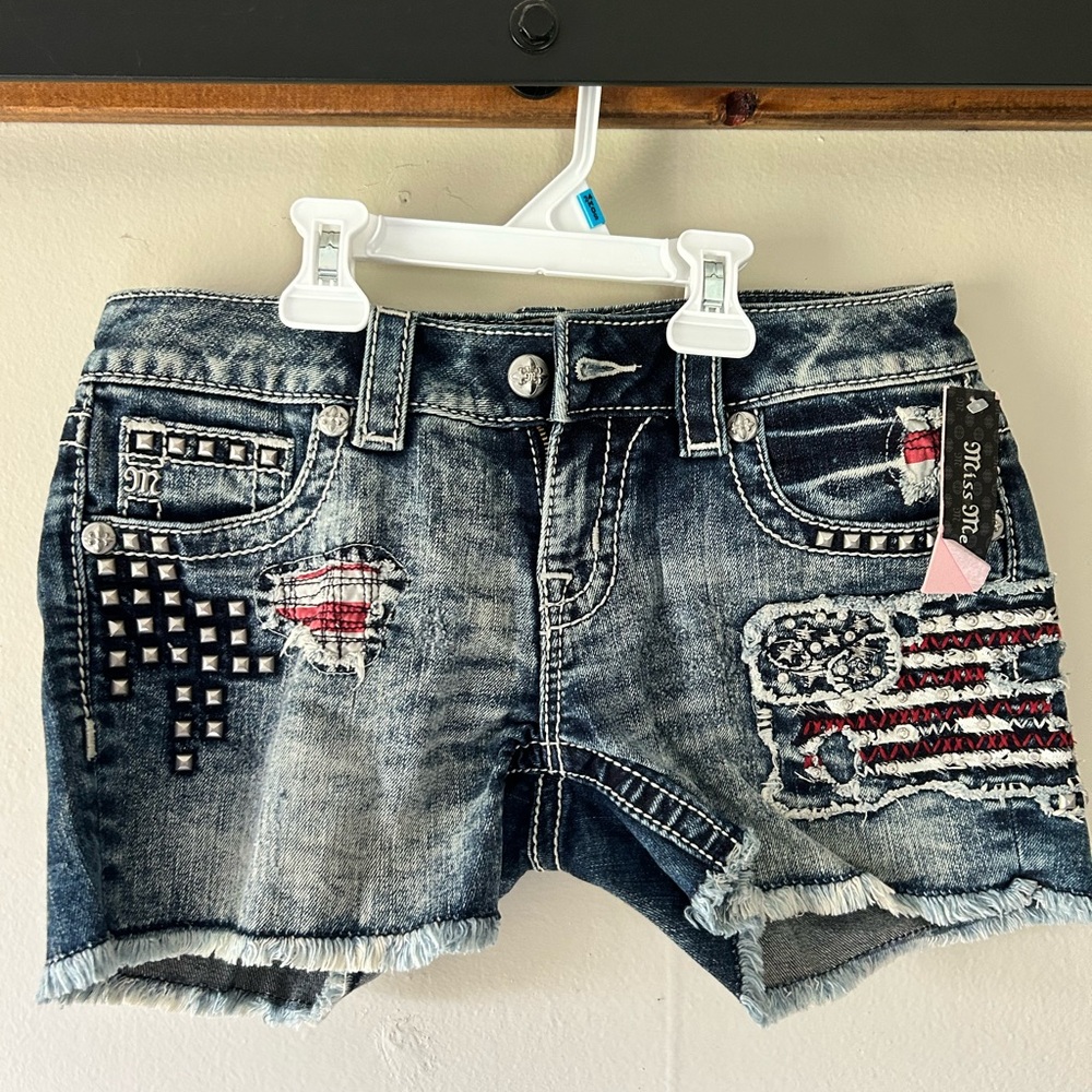 Miss Me All American Shorts size:27